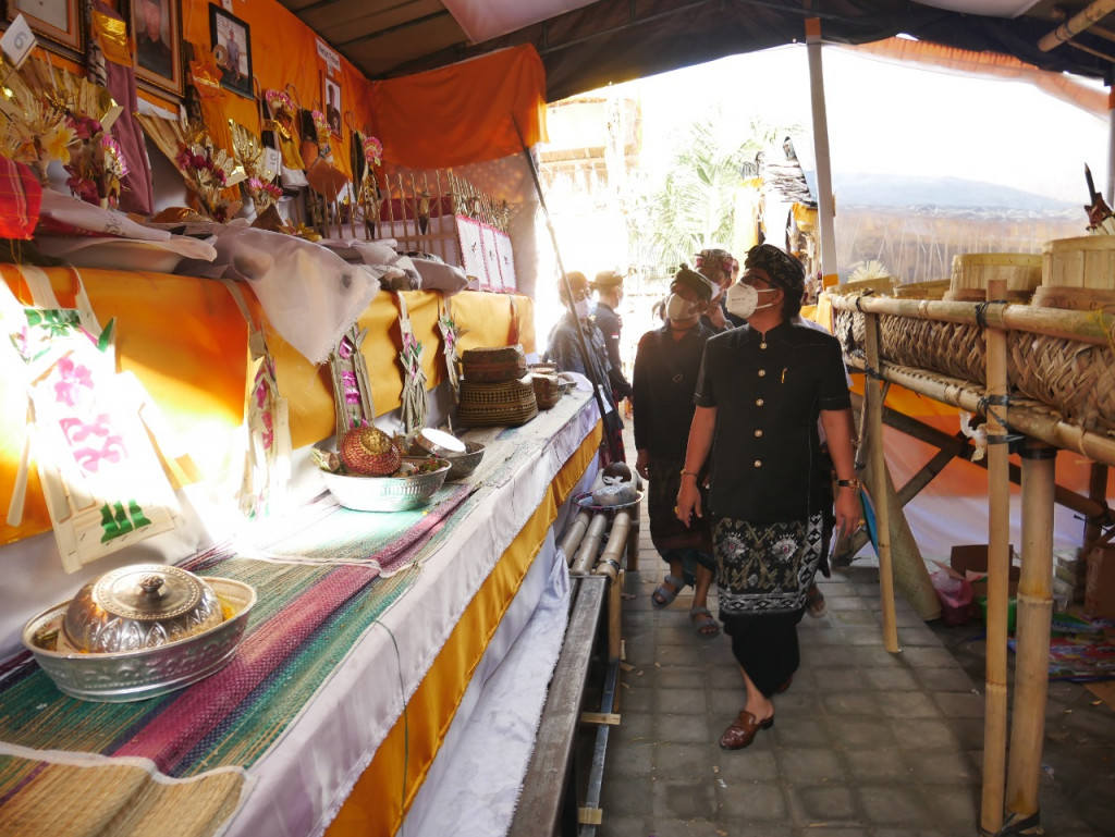 Bupati Giri Prasta Hadiri Upacara Pitra Yadnya Desa Adat Jagapati